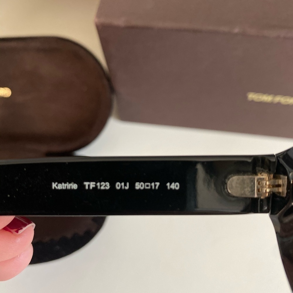 NWOT Tom Ford authentic cats sunglasses - Picture 3 of 5